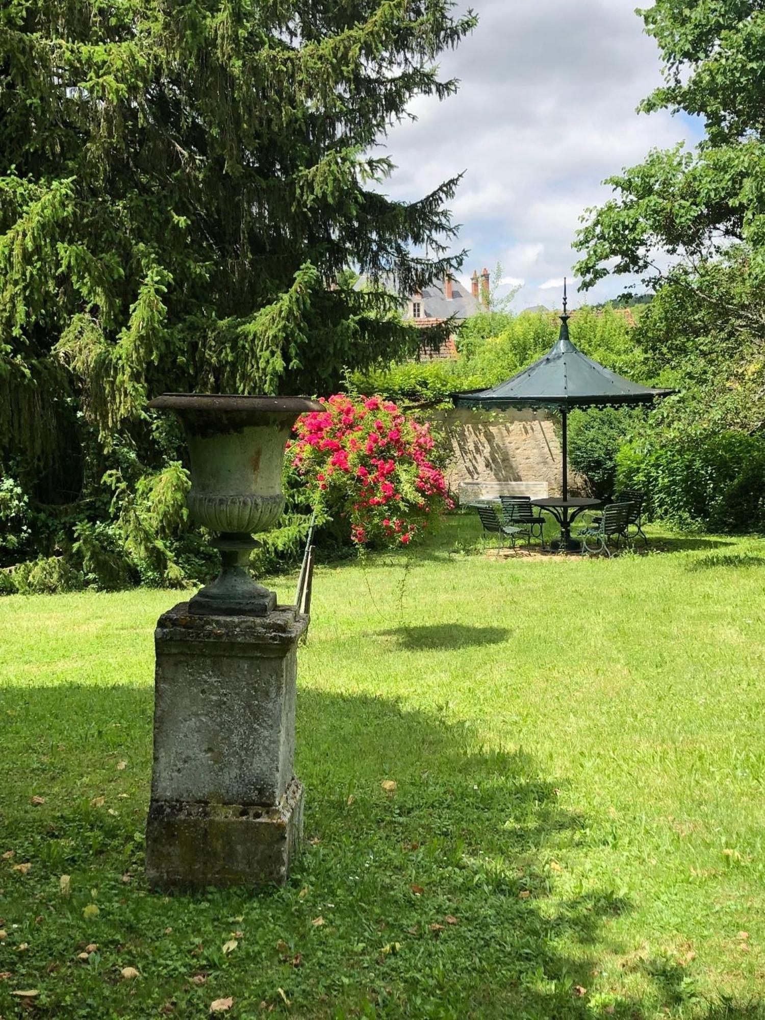 Le Val Clos, Appartement Dans Une Maison De Maitre 19E Tanlay Luaran gambar