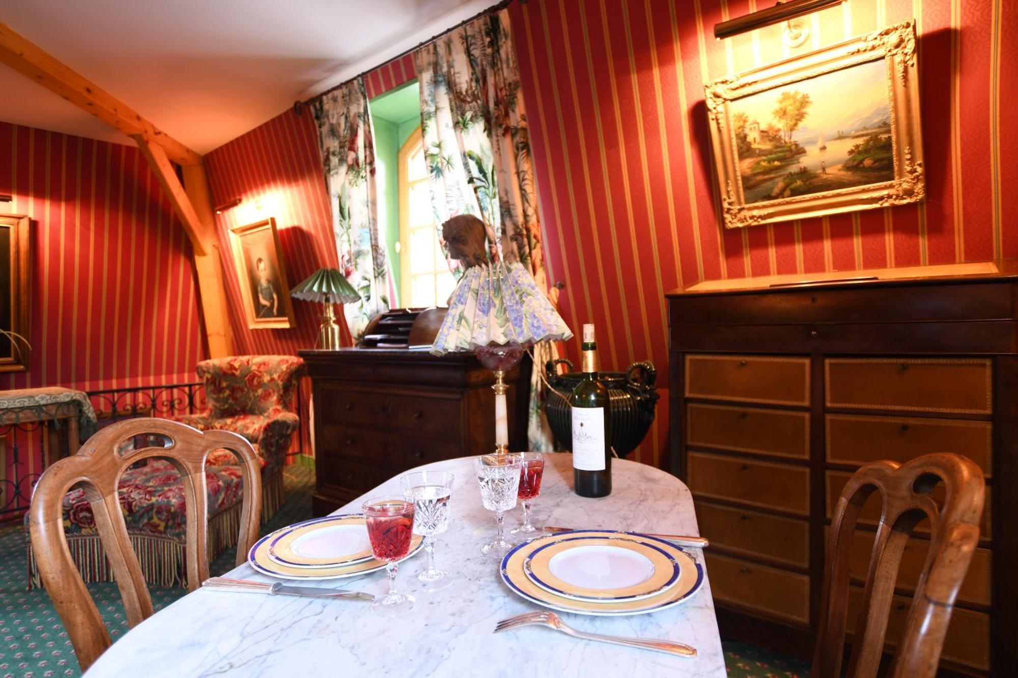 Le Val Clos, Appartement Dans Une Maison De Maitre 19E Tanlay Luaran gambar