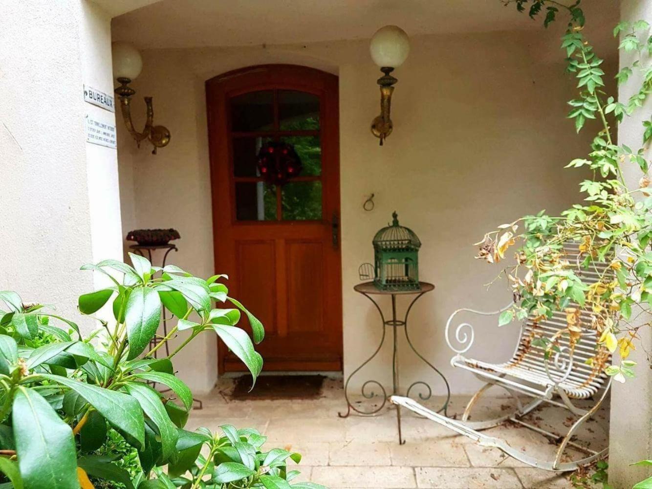Le Val Clos, Appartement Dans Une Maison De Maitre 19E Tanlay Luaran gambar